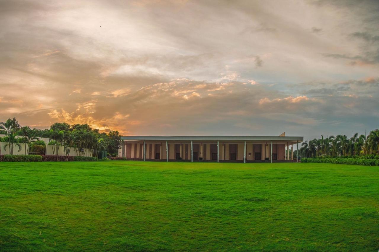 Four Points By Sheraton Mahabalipuram Resort & Convention Center Buitenkant foto
