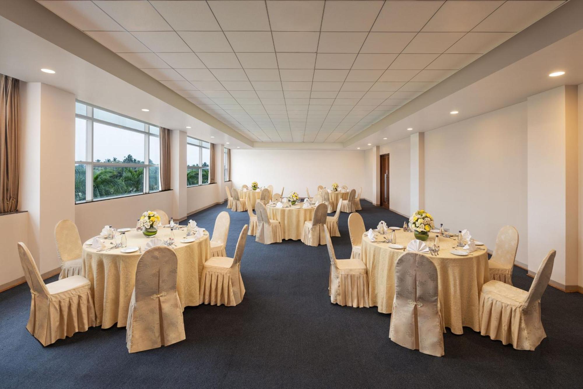 Four Points By Sheraton Mahabalipuram Resort & Convention Center Buitenkant foto